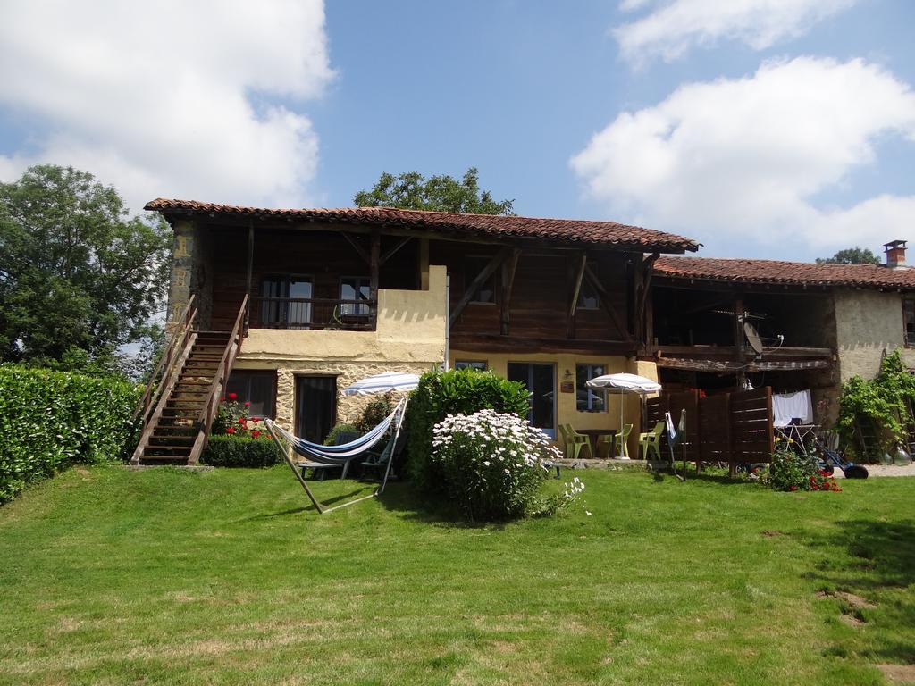 Gites Pyrenees Les Trois Montagnes Ganties Exterior foto