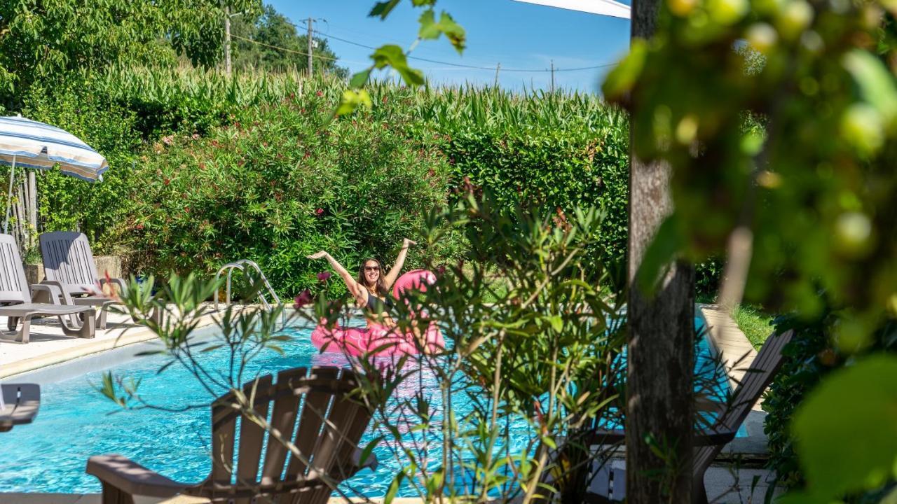 Gites Pyrenees Les Trois Montagnes Ganties Exterior foto